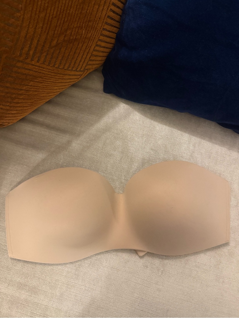 Soma Enbliss Stay Put Strapless Bra 32D Nude Blush
